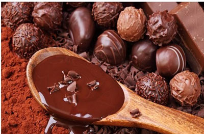 Hyperfore pigging systems for chocolate industry